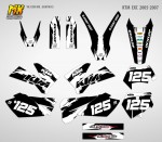 Наклейки на кросс-эндуро мотоцикл KTM EXC 2005, 2006, 2007. Серия BW Scratches | MX Graphics мото-графика